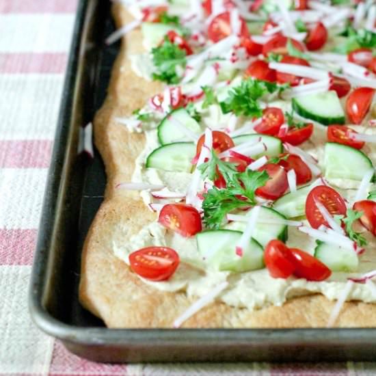 Flatbread with Hummus and Veggies