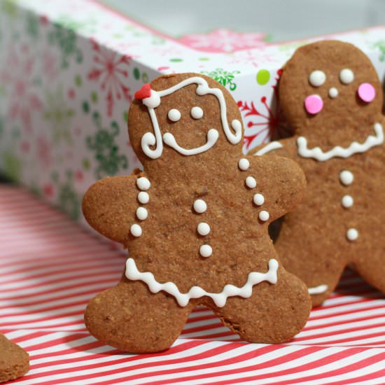Healthy Gingerbread Cookies
