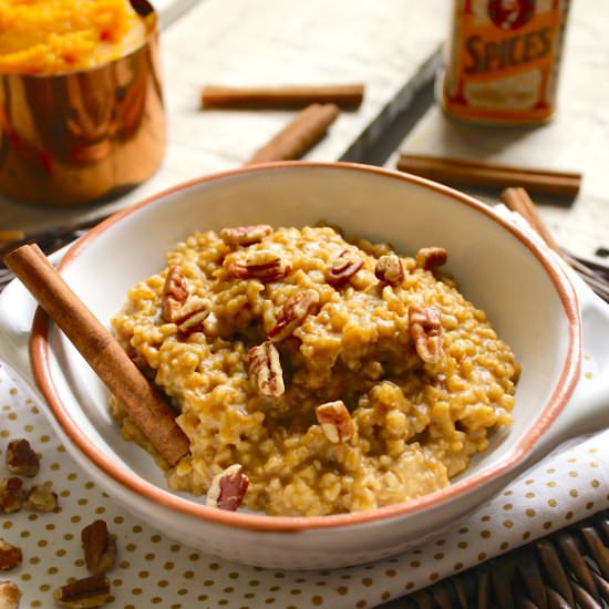 Pumpkin Spice Slow Cooker Oatmeal