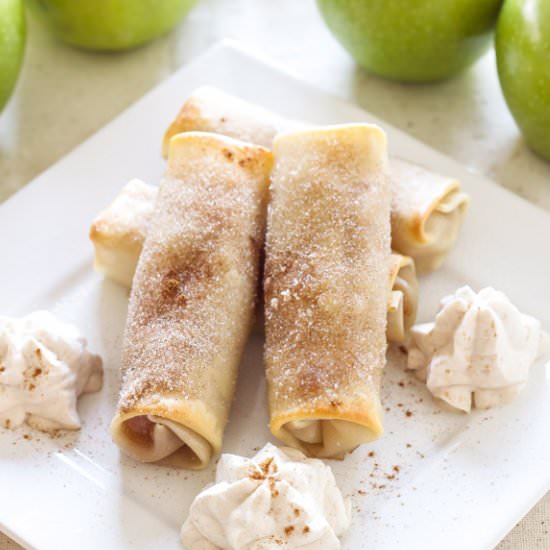 Baked Apple Pie Egg Rolls