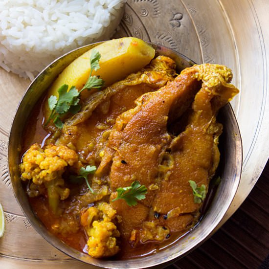 Bhetki Fish Curry with Cauliflower