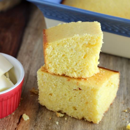 Easy Buttermilk Cornbread
