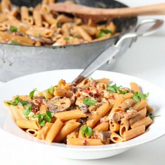 Creamy sun dried tomato pasta