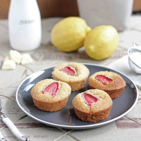 Strawberry friands