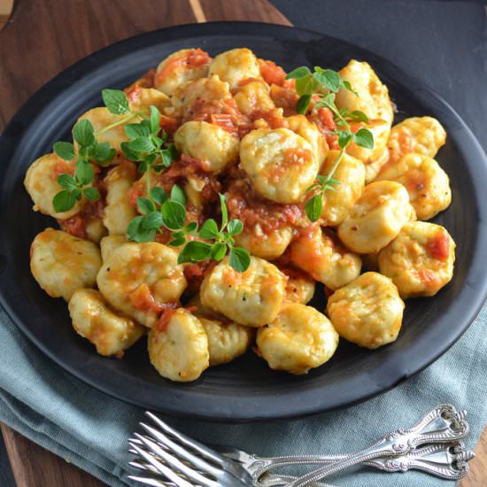 Ricotta Gnocchi with Tomato Sauce