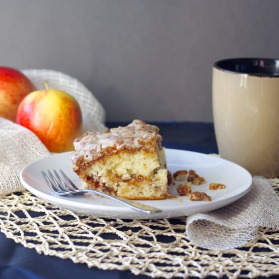 Apple Cinnamon Coffee Cake