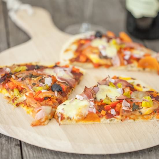 Pizza Mozzarella with Ham