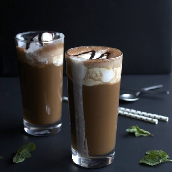 Healthy Peppermint Frappuccino