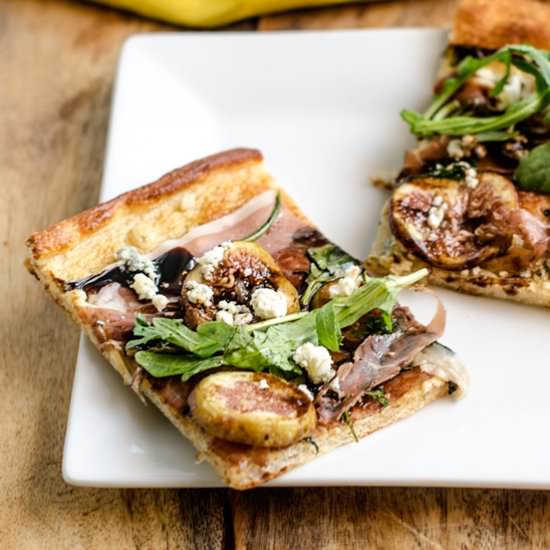 Prosciutto and Gargonzola Pizza