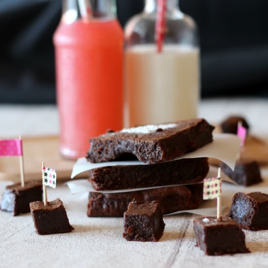 Quick and fudge chocolate cake