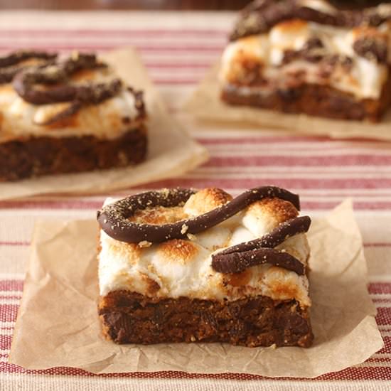 Gingerbread S’mores Cookies Bars
