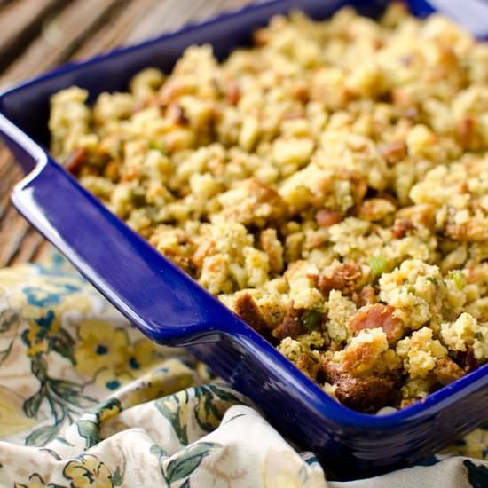 Crock Pot Bacon Cornbread Stuffing