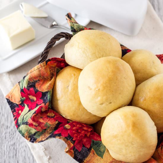 Whole Wheat Dinner Rolls