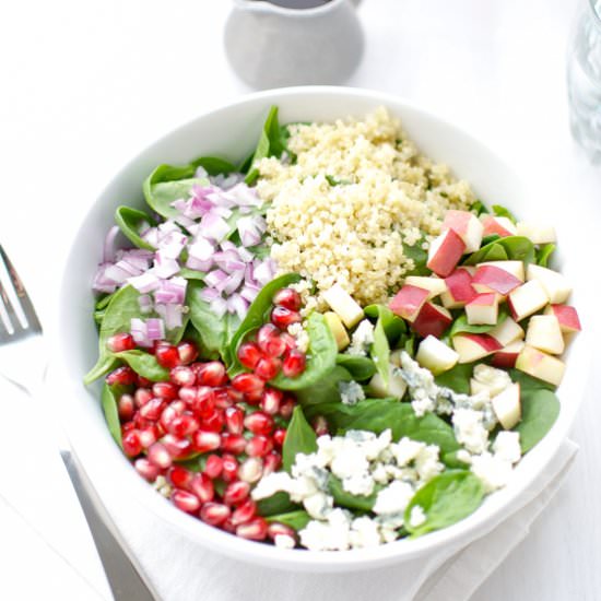 Quinoa, Pomegranate and Spinach Salad