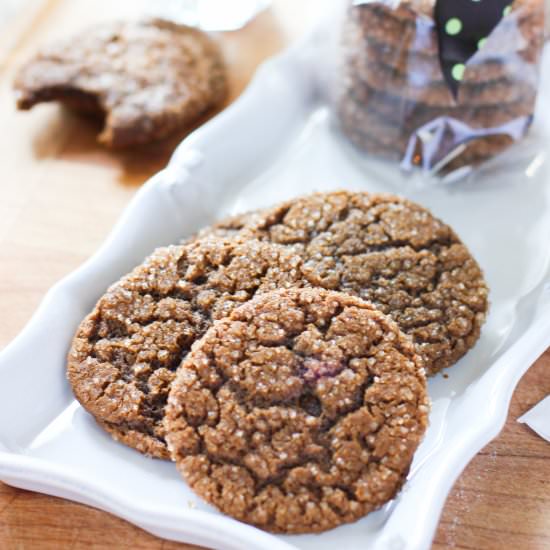 Molasses Crinkle Cookies