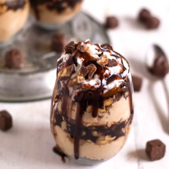 Snickers Cheesecake Parfait