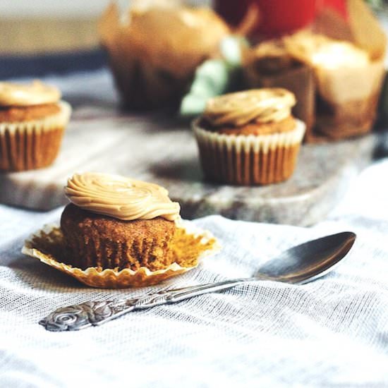 Carrot Cupcakes & Maple Buttercream
