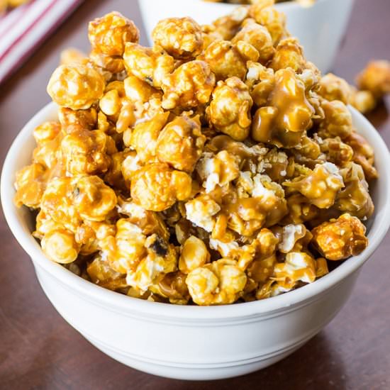 Oven Baked Caramel Corn