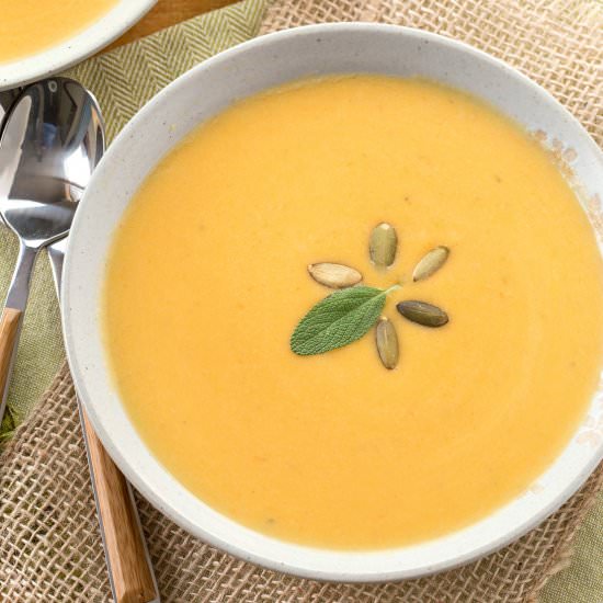 Butternut Squash and Apple Soup