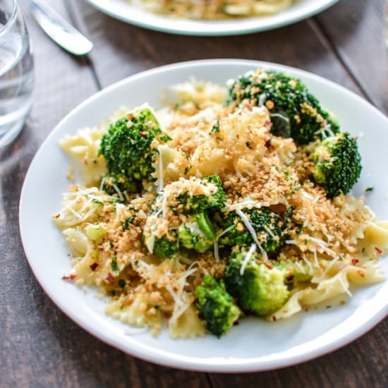 Spicy Pasta with Broccoli & Turkey