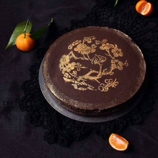 Raw Triple Chocolate Cake