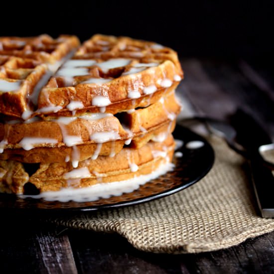 Gingerbread Yogurt Waffles