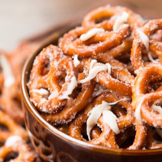 Pumpkin Pie Spice Pretzels