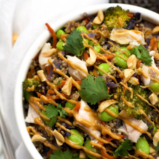 One Pot Thai Quinoa Bowl