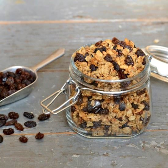 Gingerbread Granola