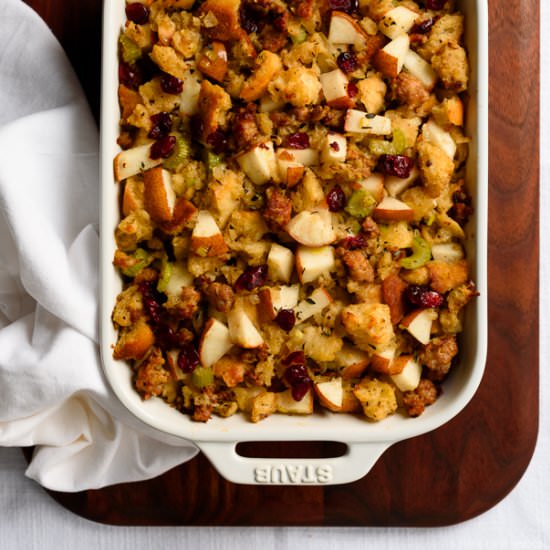 Sausage and Pear Stuffing/Dressing