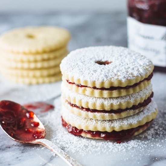 Jam-filled Window Pane Cookies