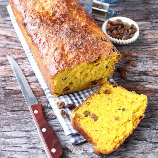 Pumpkin Bread with Raisins