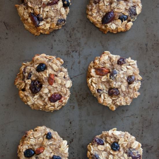 Healthy Banana Oatmeal Cookies