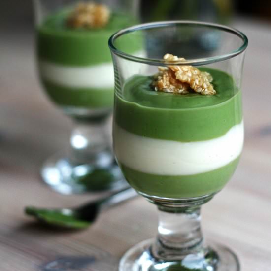 Matcha pudding and sesame brittle