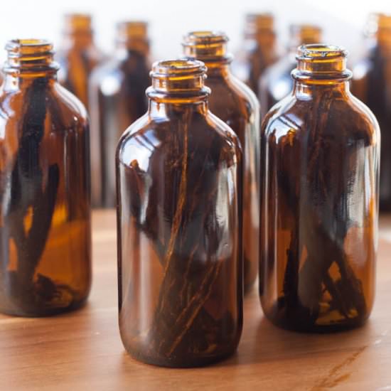 Homemade Vanilla Extract