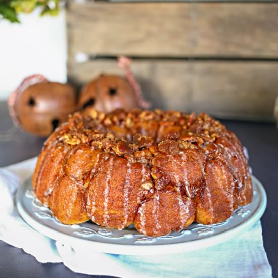 Gingerbread Eggnog Monkey Bread
