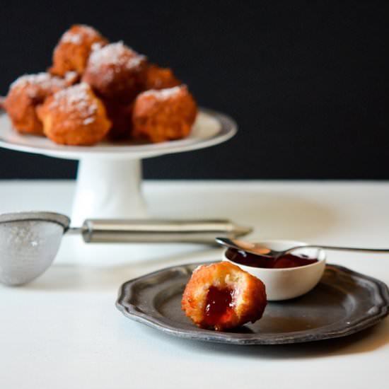 Hanukkah Donuts (Sufganiyot)