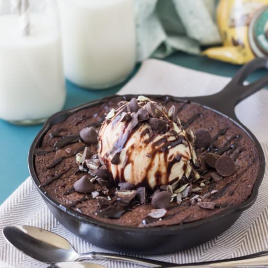 Chocolate Mint Skillet Brownie