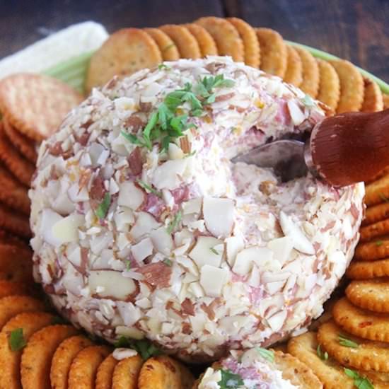 The Best Cheese Ball Recipe