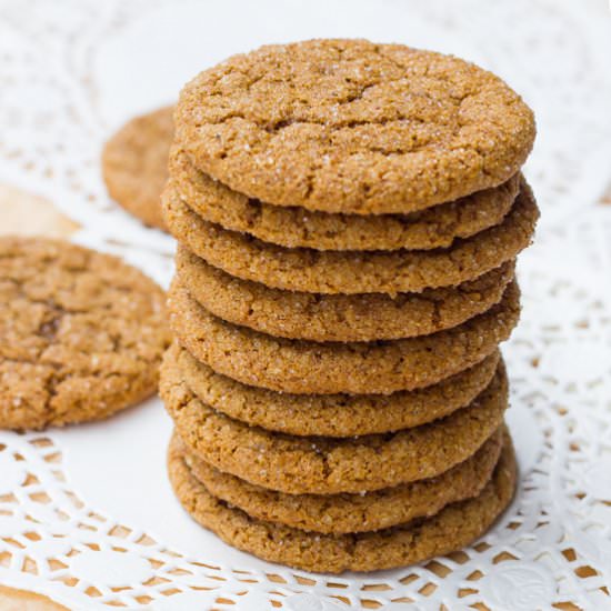 Gluten-Free Molasses Crinkle Cookie