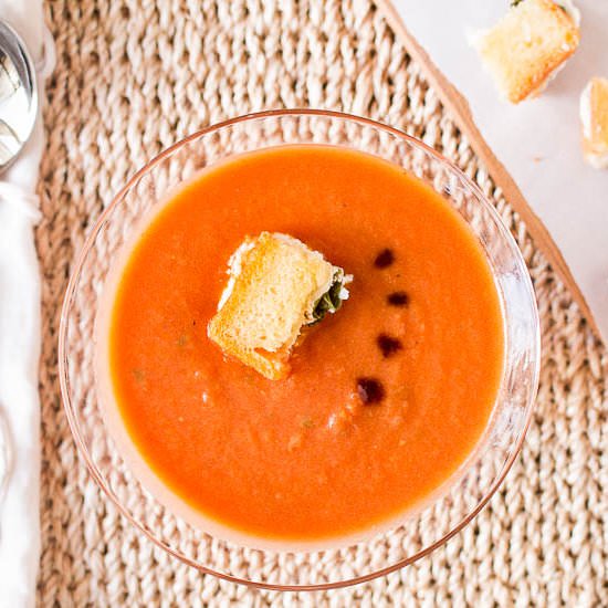Tomato Basil Soup & Caprese Crouton
