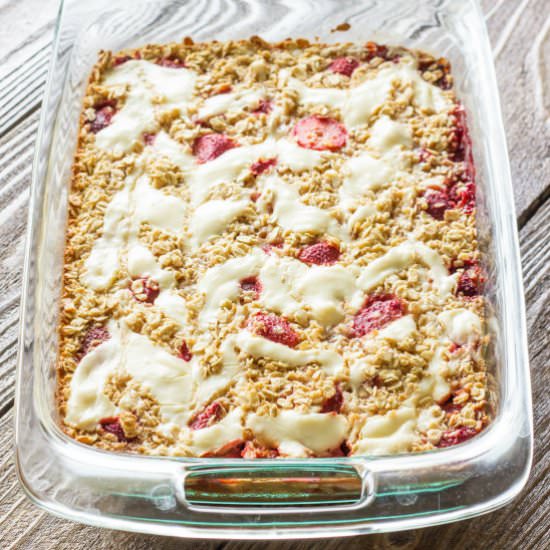 Strawberry Cheesecake Baked Oatmeal