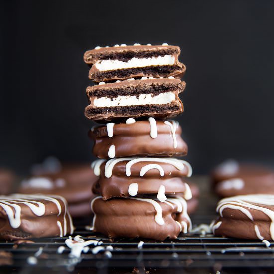 Mint Chocolate Covered Oreos