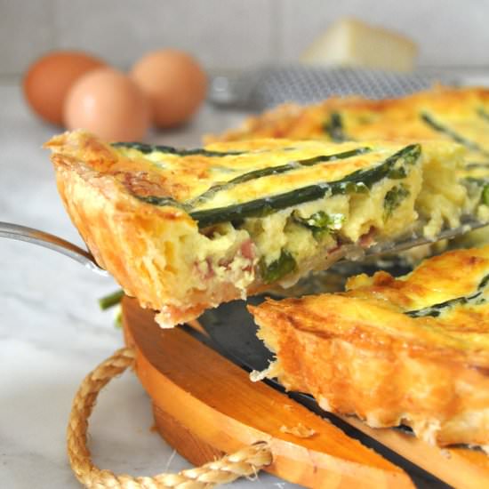 Quiche with Asparagus and Speck
