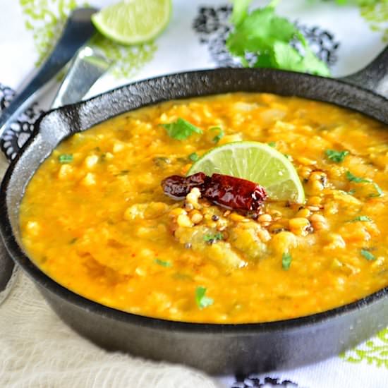 Tomatillo Dal