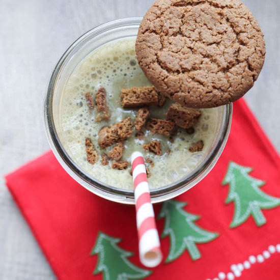 Vegan Gingerbread Protein Smoothie
