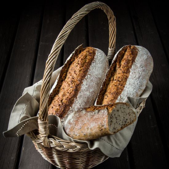 Rye and flaxseed bread