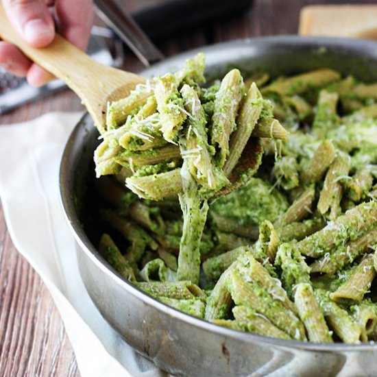 Cheesy Baked Penne with Pesto