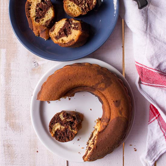 Eggless Marble Cake