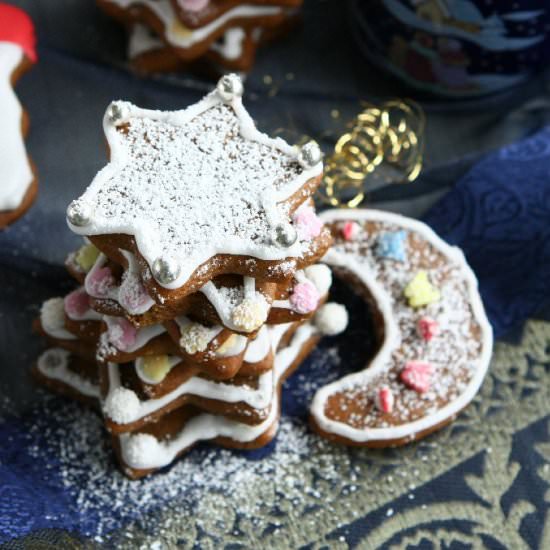 Spelt Gingerbread Biscuits